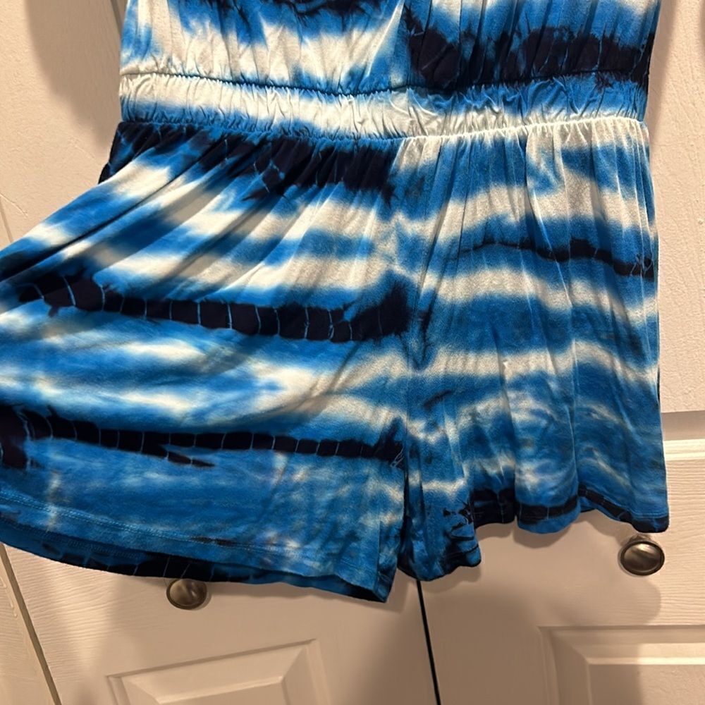 Young, Fabulous & Broke (YFB) Shorts Romper, Size Large - Picture 4 of 10